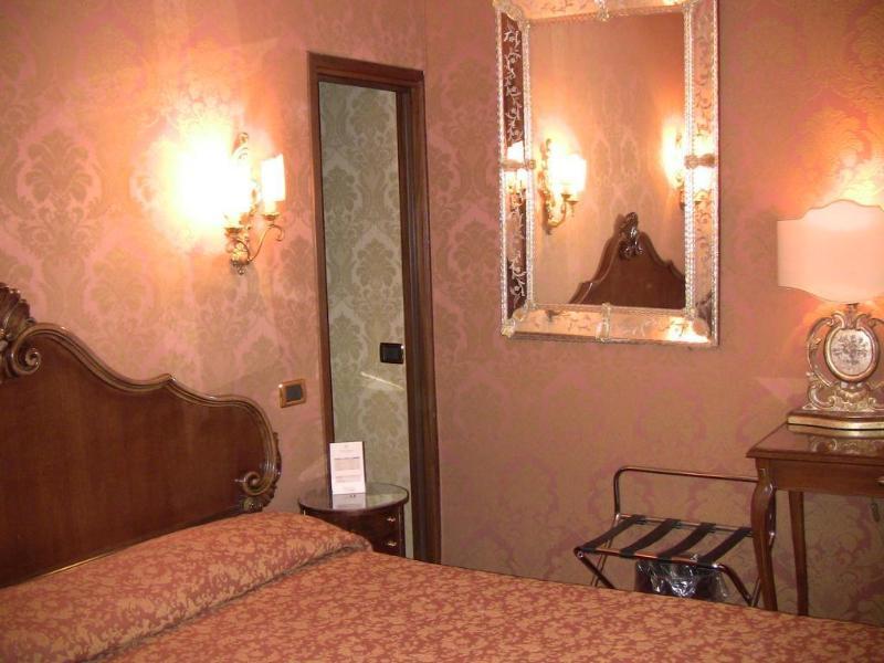 Hotel Lisbona Wenecja