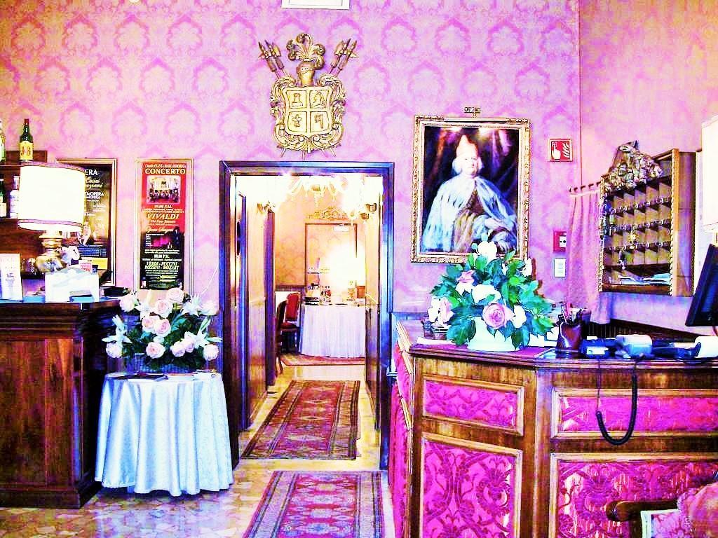 Lisbona Hotel 3*