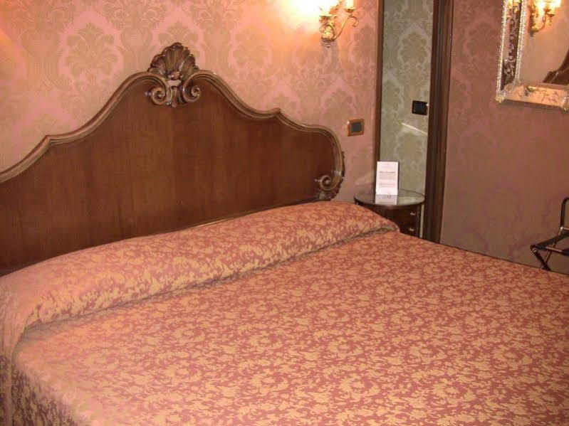 Hotel Lisbona 3*