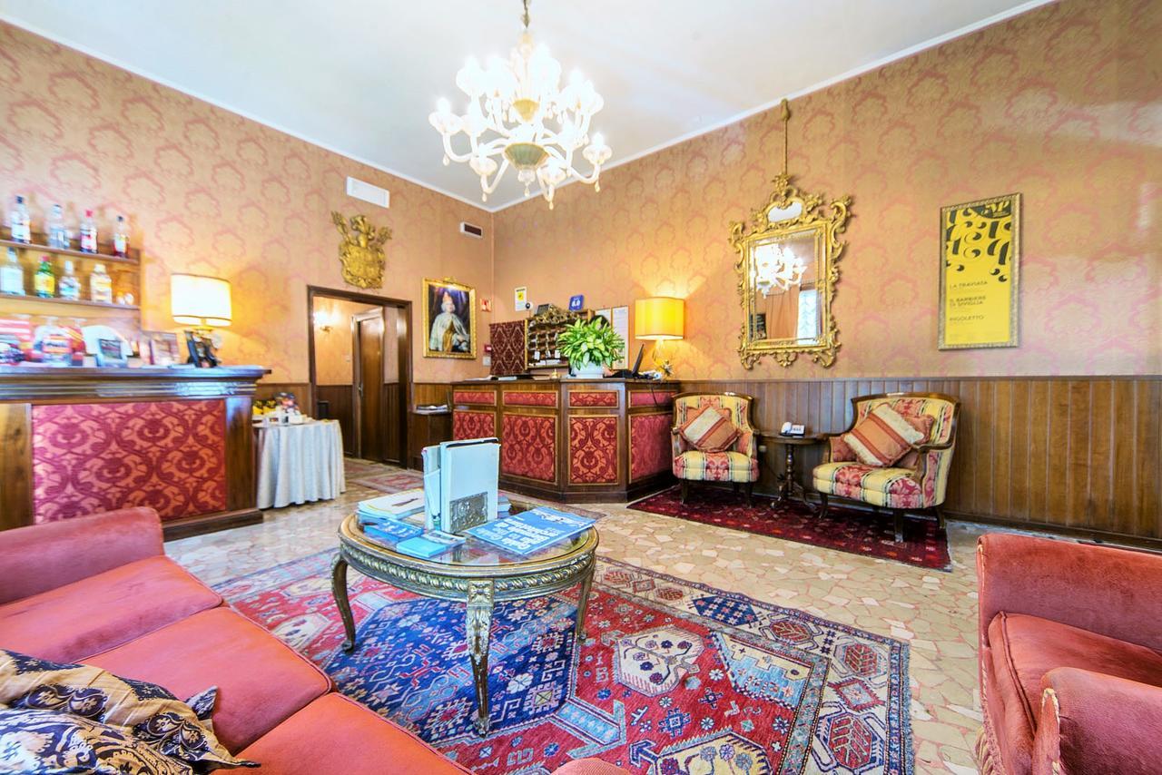 Lisbona Hotel Venecia